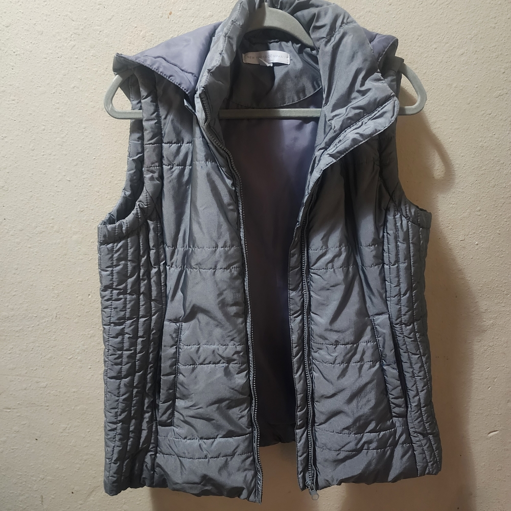 New York & Company Puffy Vest Removal Hood Pockets Quilted Women's Vest